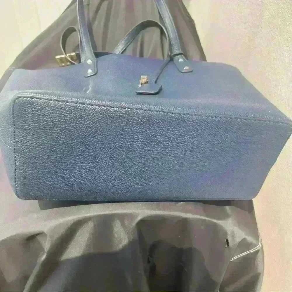 MICHAEL Kors Navy Blue Karson Large Carry All Leather  Tote - Picture 6 of 11